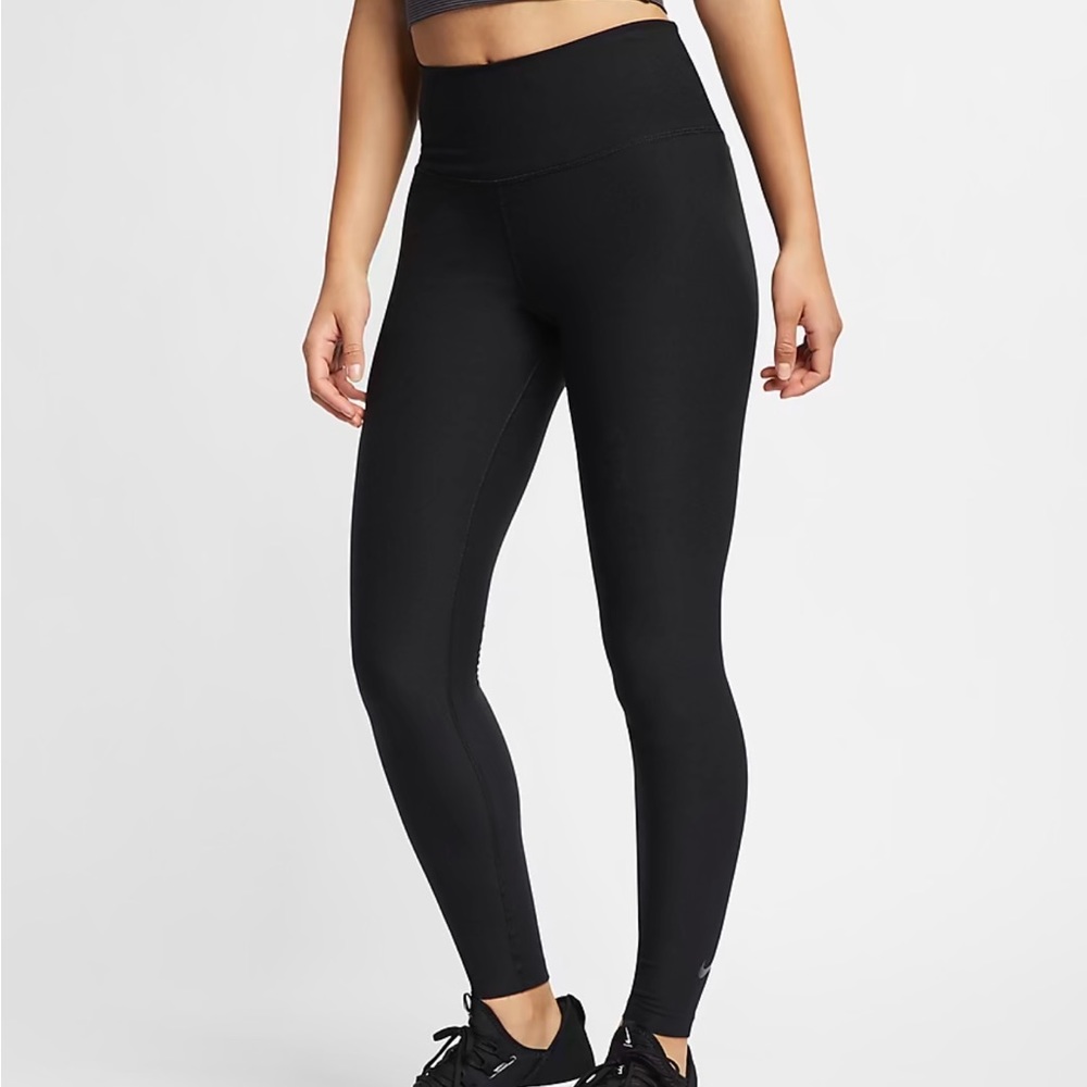 Nike sculpt leggings